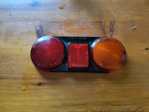 Plastica fanale autocarro fiat - plastica,