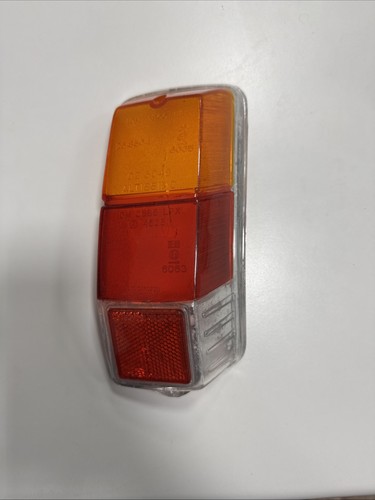 Plastica destra fanale - destra,
